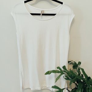 Banana Republic White Tee